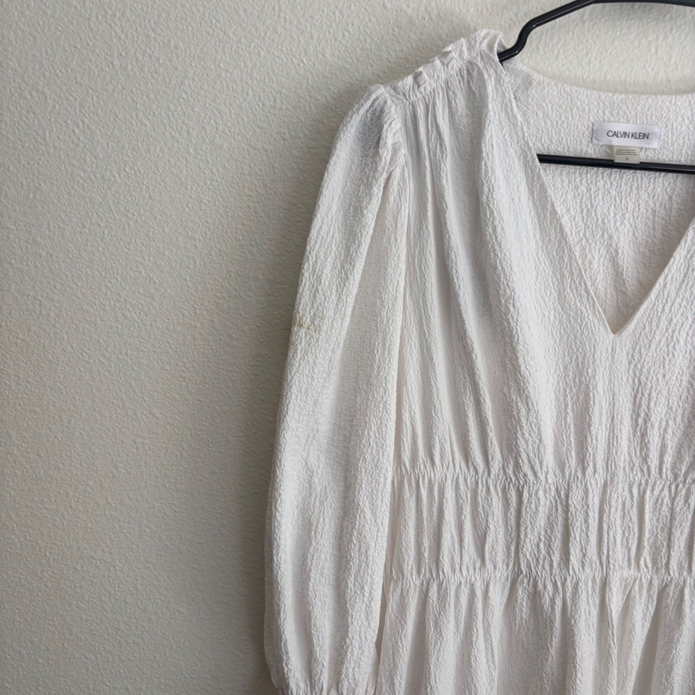 Calvin Klein White Textured V-Neck Midi Dress Smocked Waist Size 6 - Picture 11 of 11